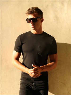 Black Blakely Pocket T-Shirt | HOIW-51324