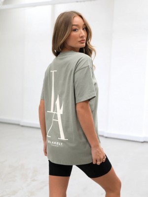 Olive Blakely Studio Relaxed T-Shirt | NVCY-74106