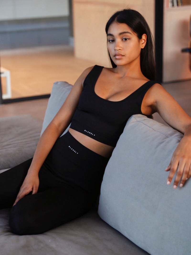 Black Blakely Alina Sports Bra | KXLZ-25198