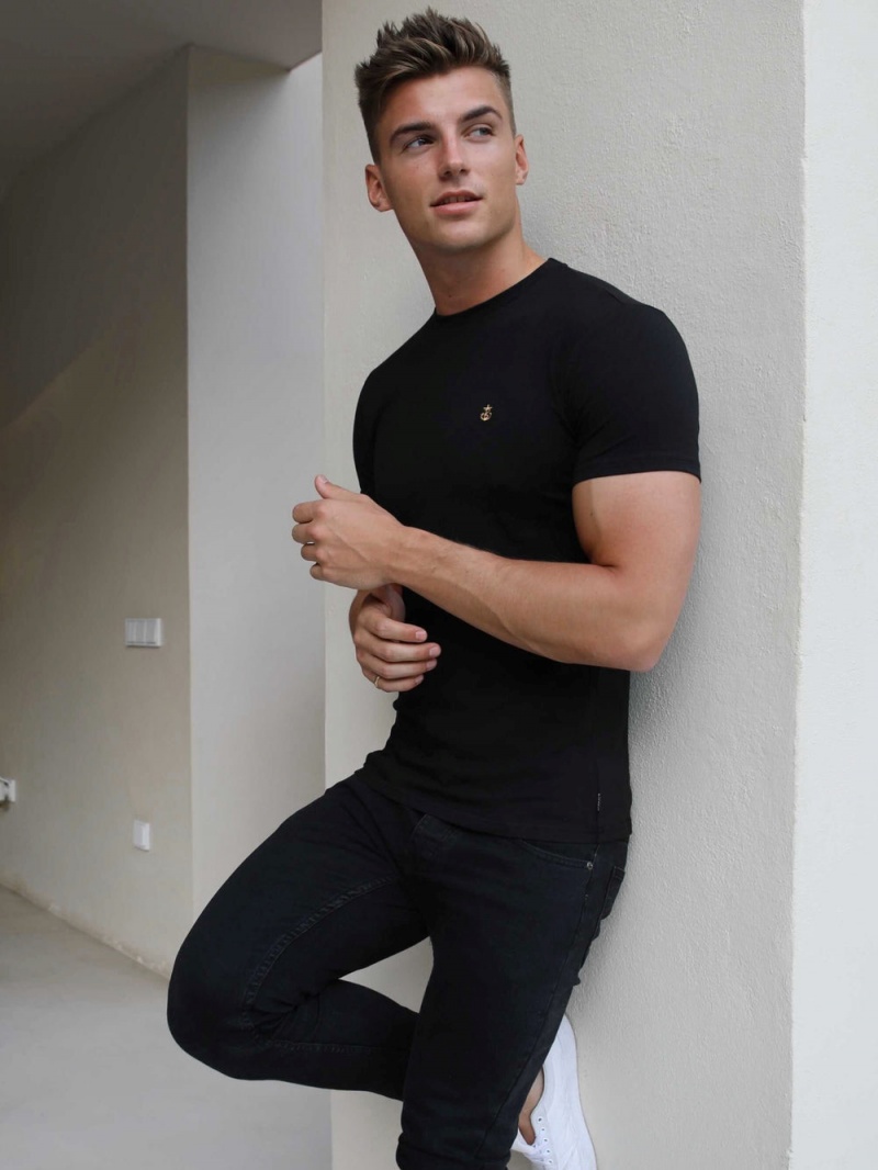 Black Blakely Conway T-Shirt | ITGJ-54089