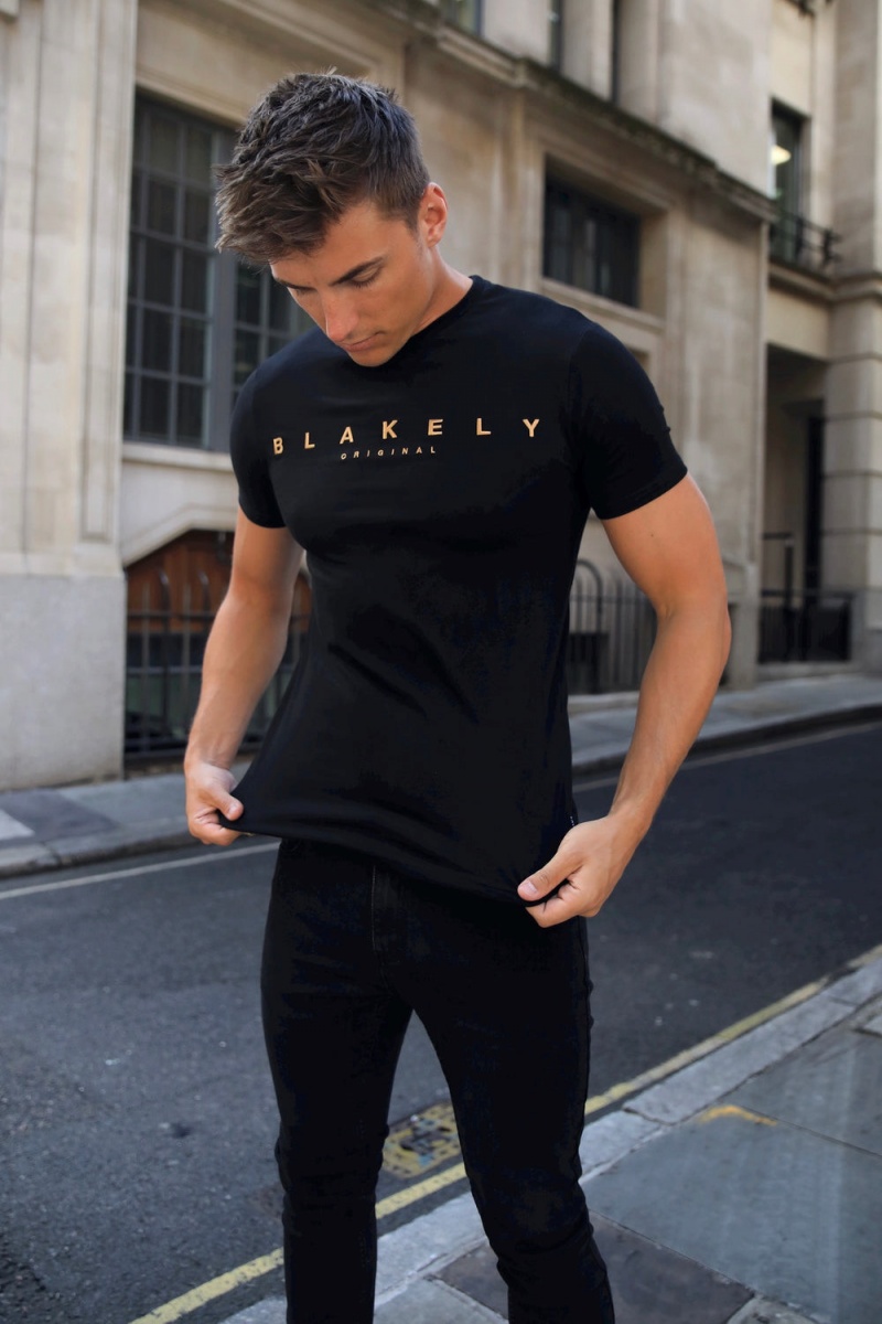 Black Blakely Goldcross T-Shirt | KMNQ-48230