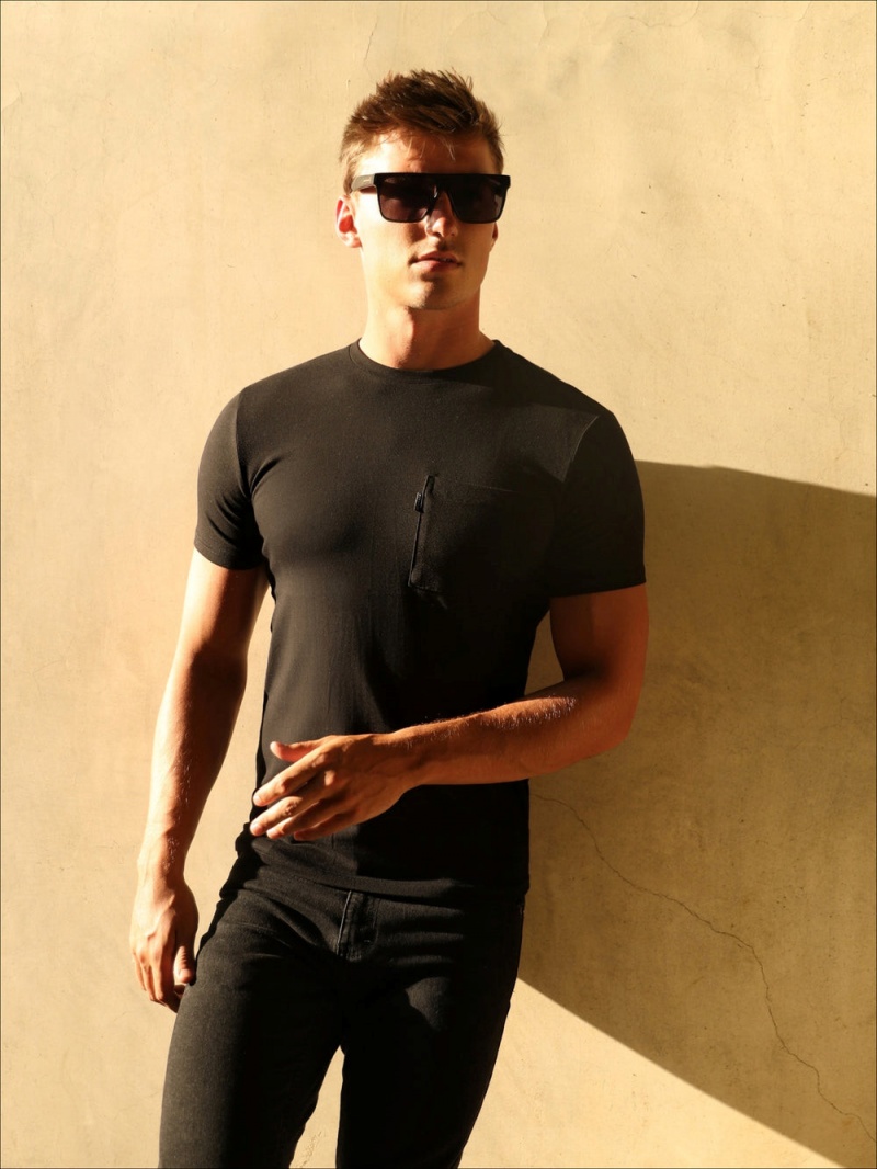 Black Blakely Pocket T-Shirt | HOIW-51324