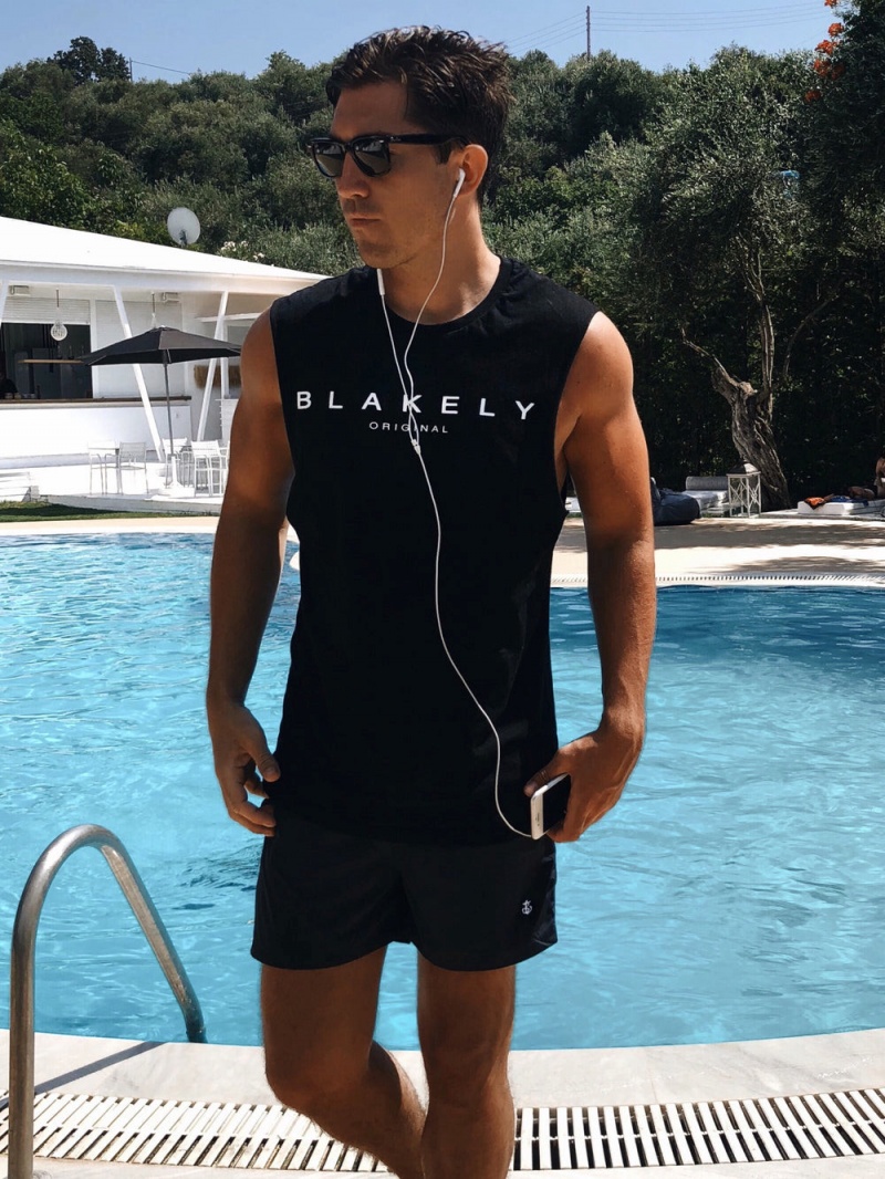 Black Blakely Roca Beach Sleeveless Tee | HCSW-01458