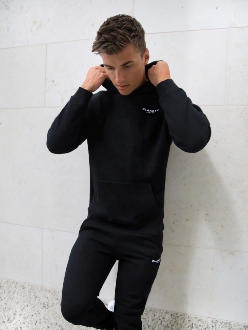 Black Blakely Universal Relaxed Hoodie | XCZY-62810