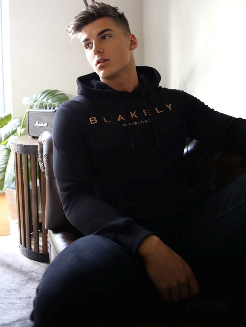 Black Blakely Vatolla Hoodie | EFSL-59416