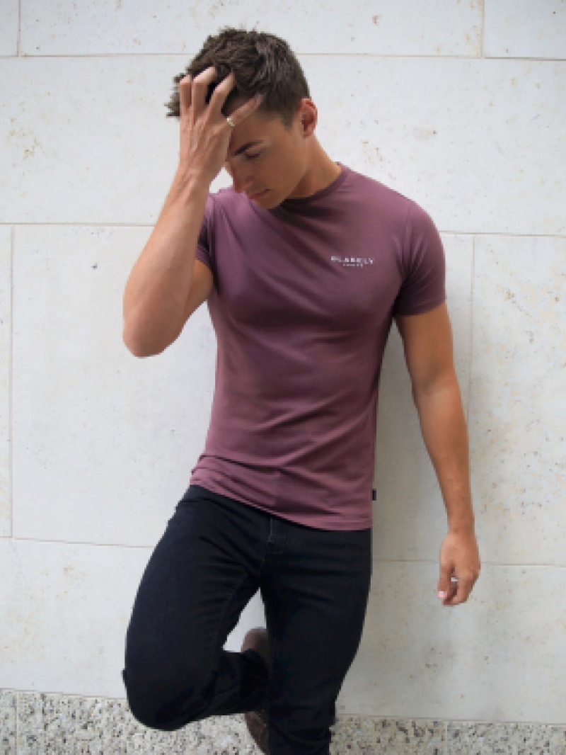 Burgundy Blakely Universal T-Shirt | JAHG-05476