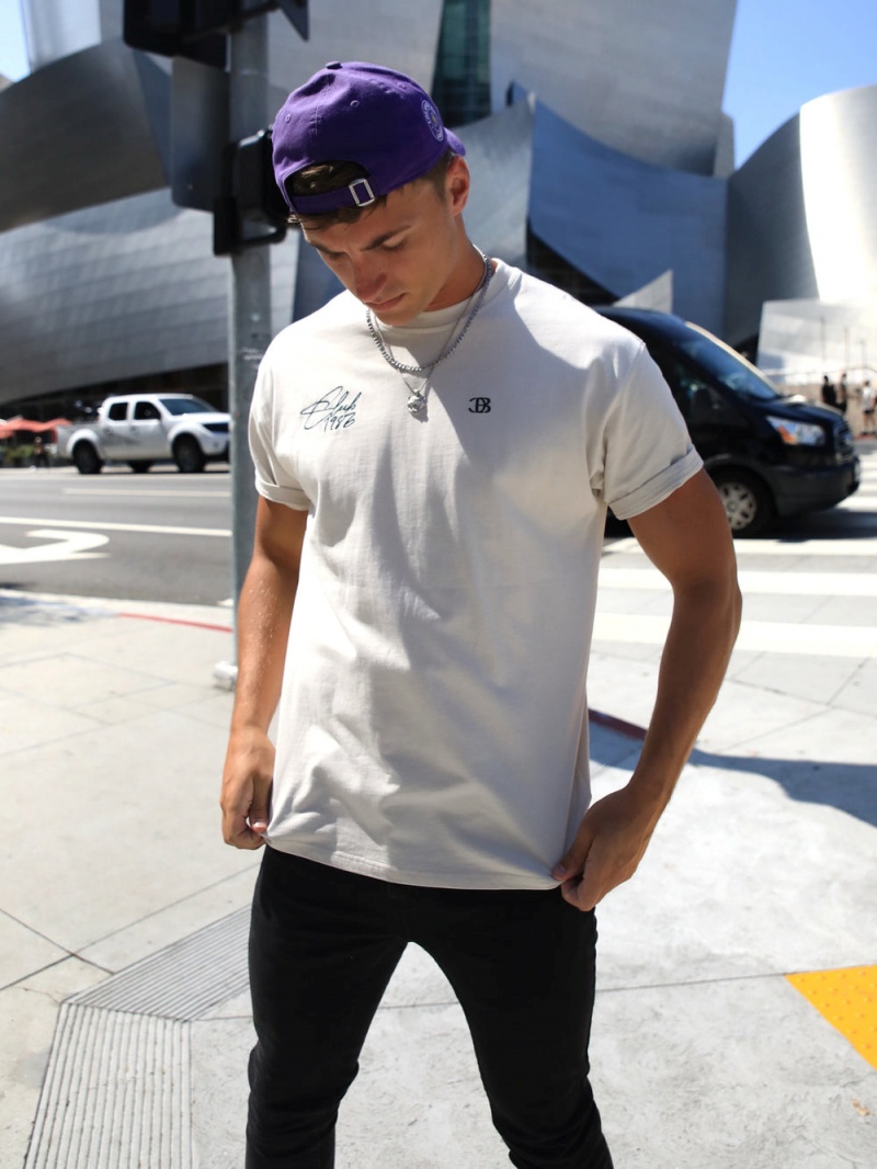 Chalk Blakely Club Relaxed T-Shirt | IHYJ-51430