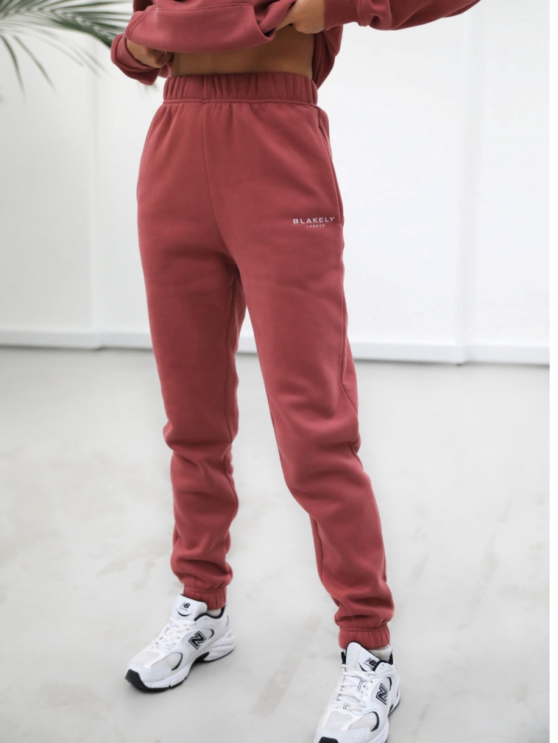 Deep Berry Blakely Universal Women's Sweatpants | FAWE-03921