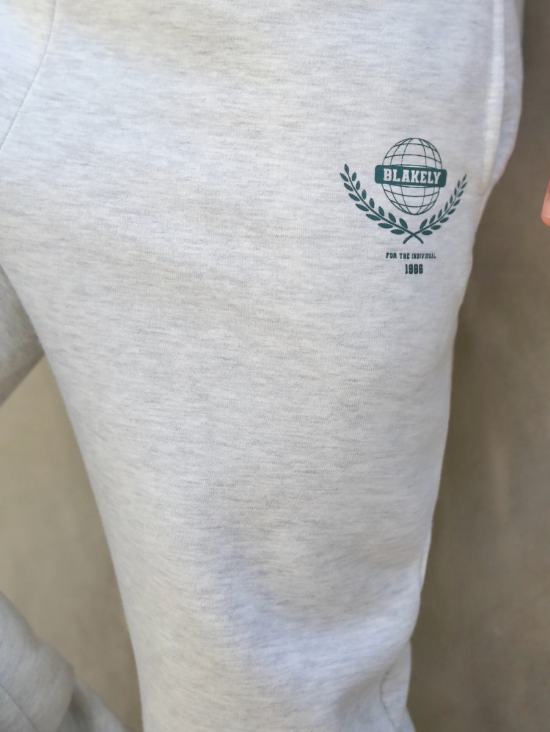 Marl White Blakely Varsity Sweatpants | UWMG-57364