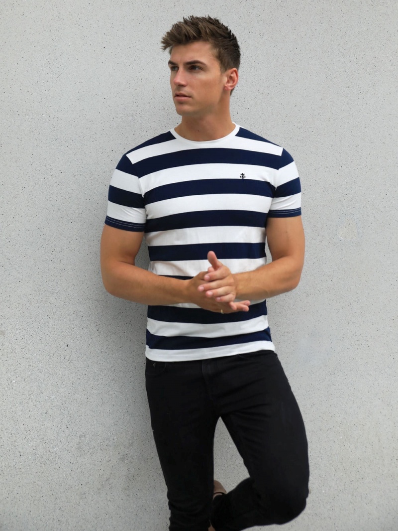 Navy Blakely Loano Stripe T-Shirt | URQA-75124