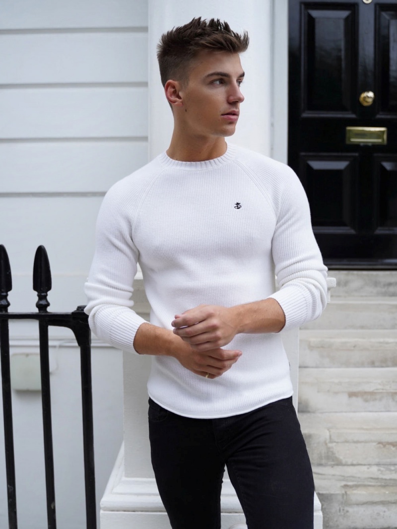 White Blakely Oxley Knit Jumper | VTKU-46385