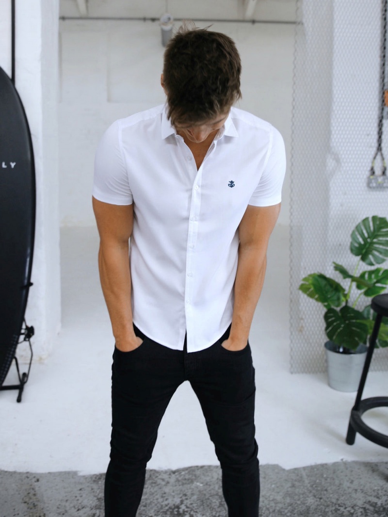 White Blakely Sydney Short Sleeve Shirt | GKMF-63952